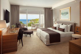Premium Sea Side