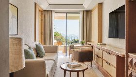 Two Bedroom Pine View Suite (104 – 121 m²)