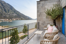 Deluxe Apartment Sea View with 1 Bedroom – 1 Double Bed and Sofa