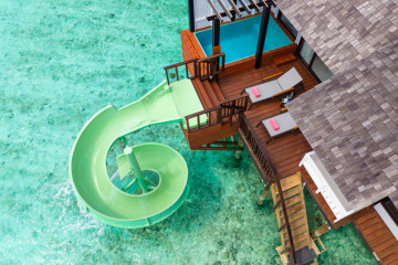 Wind Willa with Jacuzzi & Slide