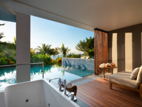 Anantara Pool Suite