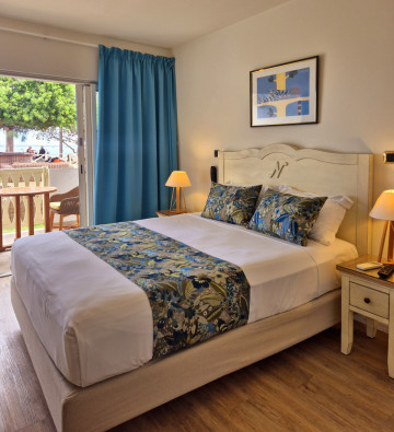 Standard room with sea view