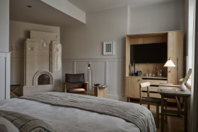 Fireplace Suite