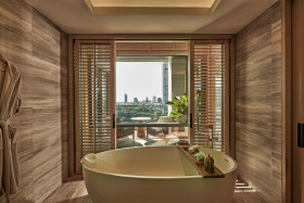 River Premier Suite