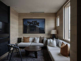 The Te Puna Suite