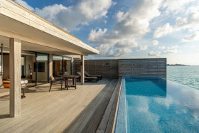 Sunrise Water Villa with Private Pool (182 m²)