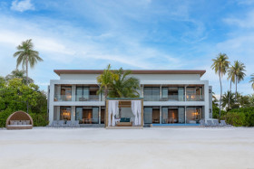 Three-bedroom Beach Residence with Private Pool /* (664 m²)
