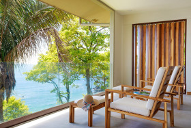 Ocean Breeze Suite