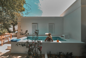 Pool Suite (adults only)