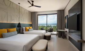 Club Azure Ocean View Room – 2 Queen
