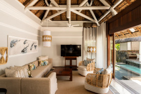Pool Villa Beachfront (375 m2)