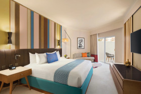 Deluxe Garden View - King Bed (Family i Adults Only)