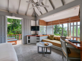 Beach Studio Suites